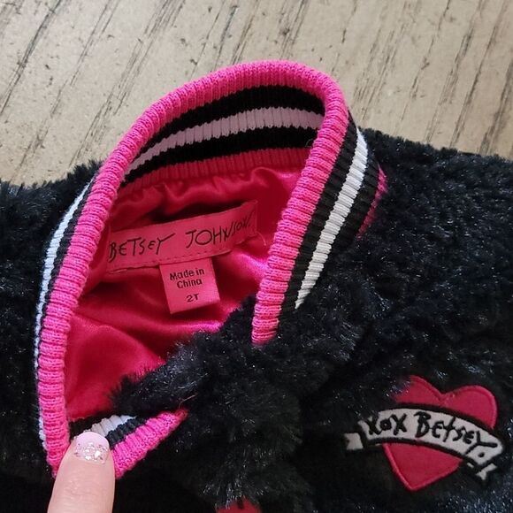 2T Varsity style Betsey Johnson jacket 💖🖤 - Picture 5 of 7